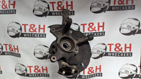 2004 Toyota RAV4 - Right Front Hub Assembly — tag 4576