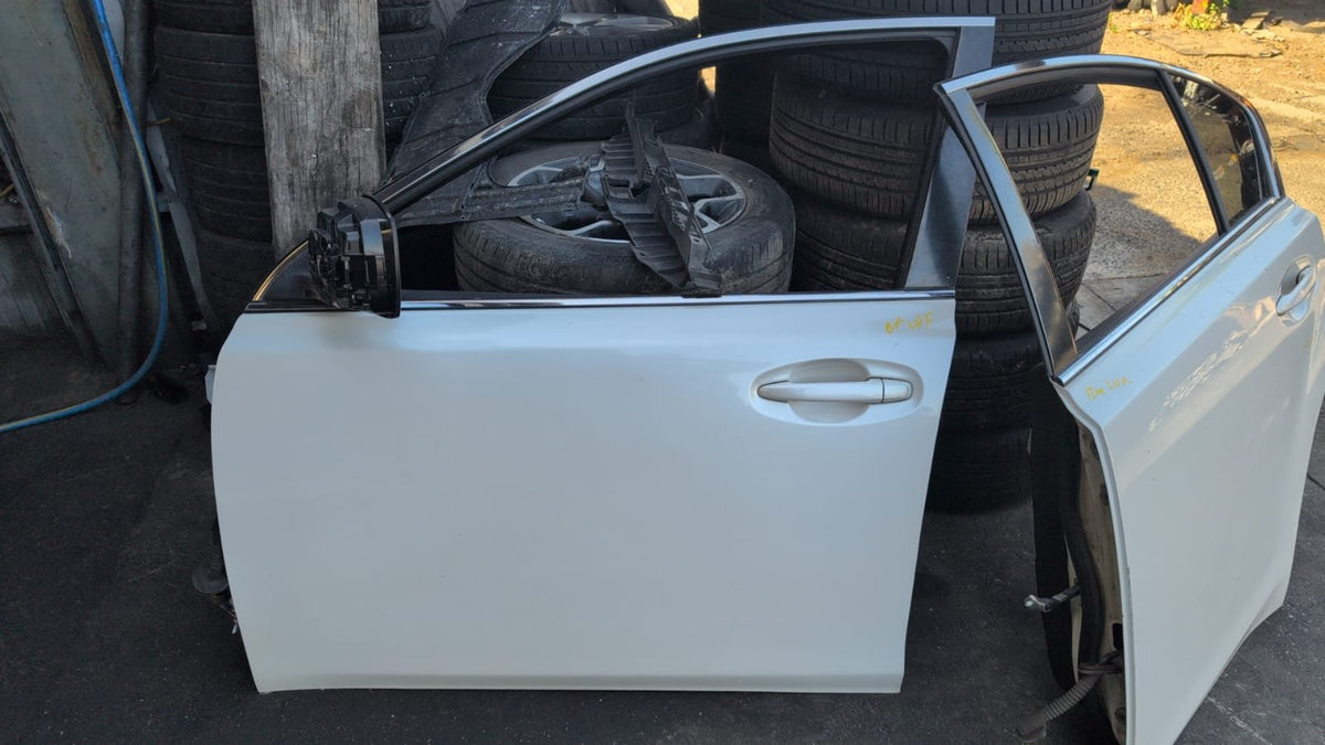 2009 - 2014 Subaru Liberty 5th Generation Left Front Door | Standard Type