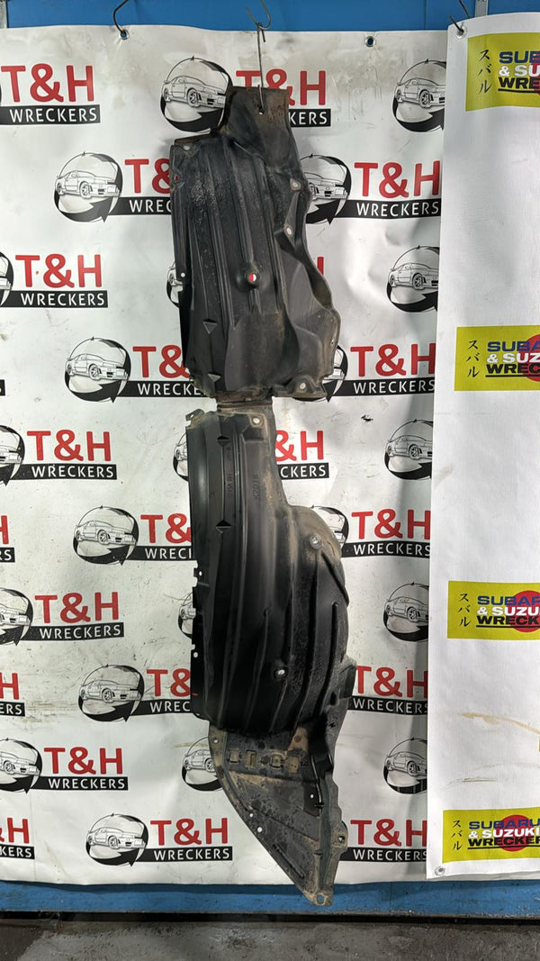 2013-2020 Mazda Mazda3 - Right Front Guard Liner — tag 7893