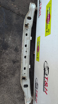 2004 2004 Suzuki Grand Vitara I FT Front Bumper Bar Reinforcement