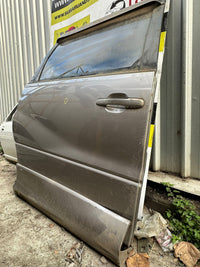 2000 - 2006 Toyota Estima ACR30 Right Rear Door