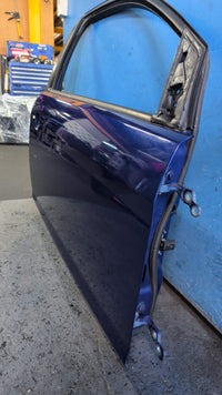 2010 Ford Focus II LV - Right Front Door — tag 12405