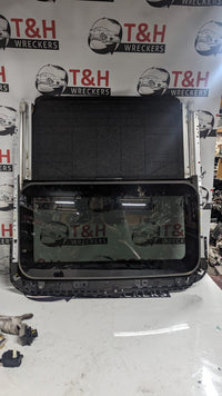 2015 2015 Mitsubishi Outlander III ZK JMFXTGF8WGZ001086 Roof Glass/Sunroof/T