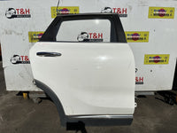 2016 2016 Kia Sorento UM C5W7J561F Right Rear Door