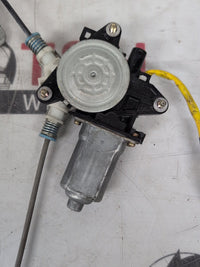 2000 - 2005 Toyota Avalon X10 Left Rear Window Regulator/Motor