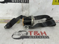 Sep 2005 to Mar 2008- Mitsubishi 380 DB- Right Front Seat Belt- Black | T&H Wreckers