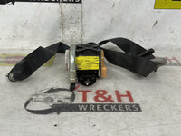 Sep 2005 to Mar 2008- Mitsubishi 380 DB- Right Front Seat Belt- Black | T&H Wreckers