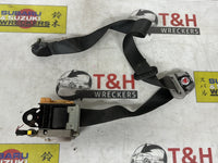 Sep 2005 to Mar 2008- Mitsubishi 380 DB- Right Front Seat Belt- Black | T&H Wreckers