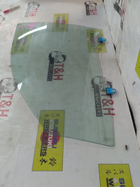 2013 - 2021 Mitsubishi Outlander Left Front Door Glass