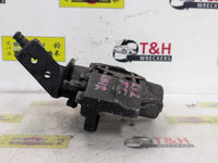 Dec 1989 to Oct 1996- Nissan 300ZX Z32 Naturally Aspirated- Right Rear Caliper- 2 Spot Type | T&H Wreckers