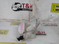 2013 - 2016 Nissan Pulsar Washer Bottle
