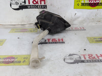 2001 - 2007 Nissan Stagea M35 Washer Bottle