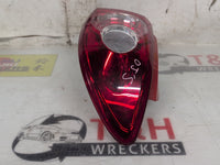 2005 - 2007 DY Right Tail light