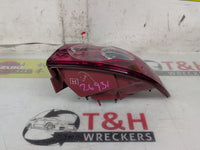 2005 - 2007 DY Right Tail light