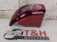 2005 - 2007 DY Right Tail light
