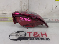 2005 - 2007 DY Right Tail light