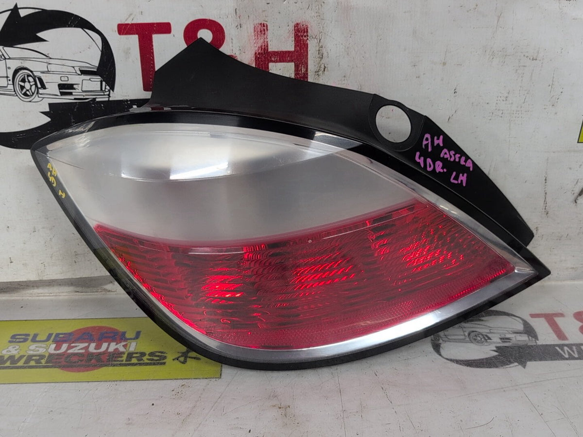 2004 - 2009 Holden Astra AH 5 Door Left Taillight | Frosted Indicator Type