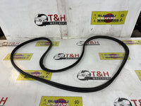 2020 2020 Mitsubishi Outlander ZL Tailgate Body Rubber Seal