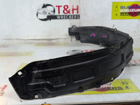 1988 - 1998 Suzuki Vitara Right Guard Liner