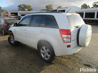 2005 - 2018 Suzuki Grand Vitara II JT Courtesy Light