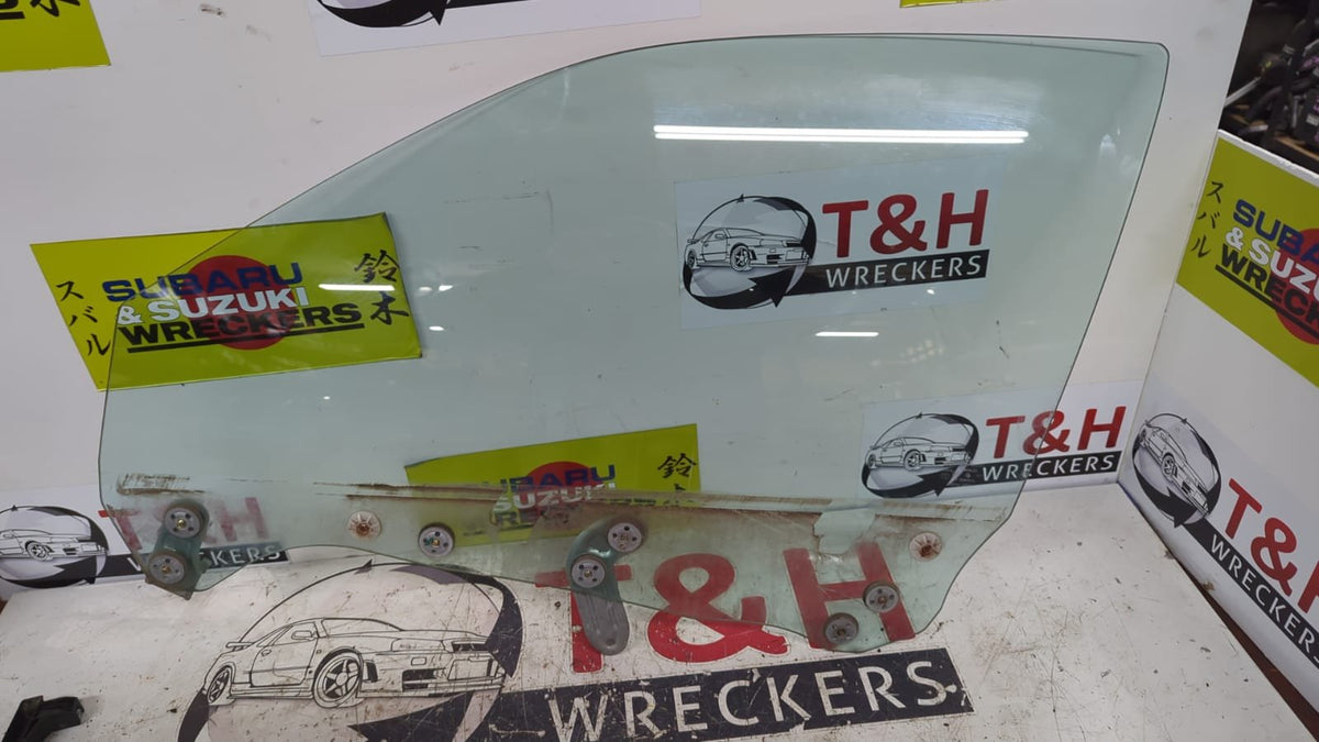 2000 - 2007 Subaru Impreza GDE Left Front Door Glass