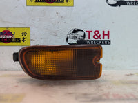 1998 - 2000 Subaru Impreza Right Front Bumper Bar Indicator Light