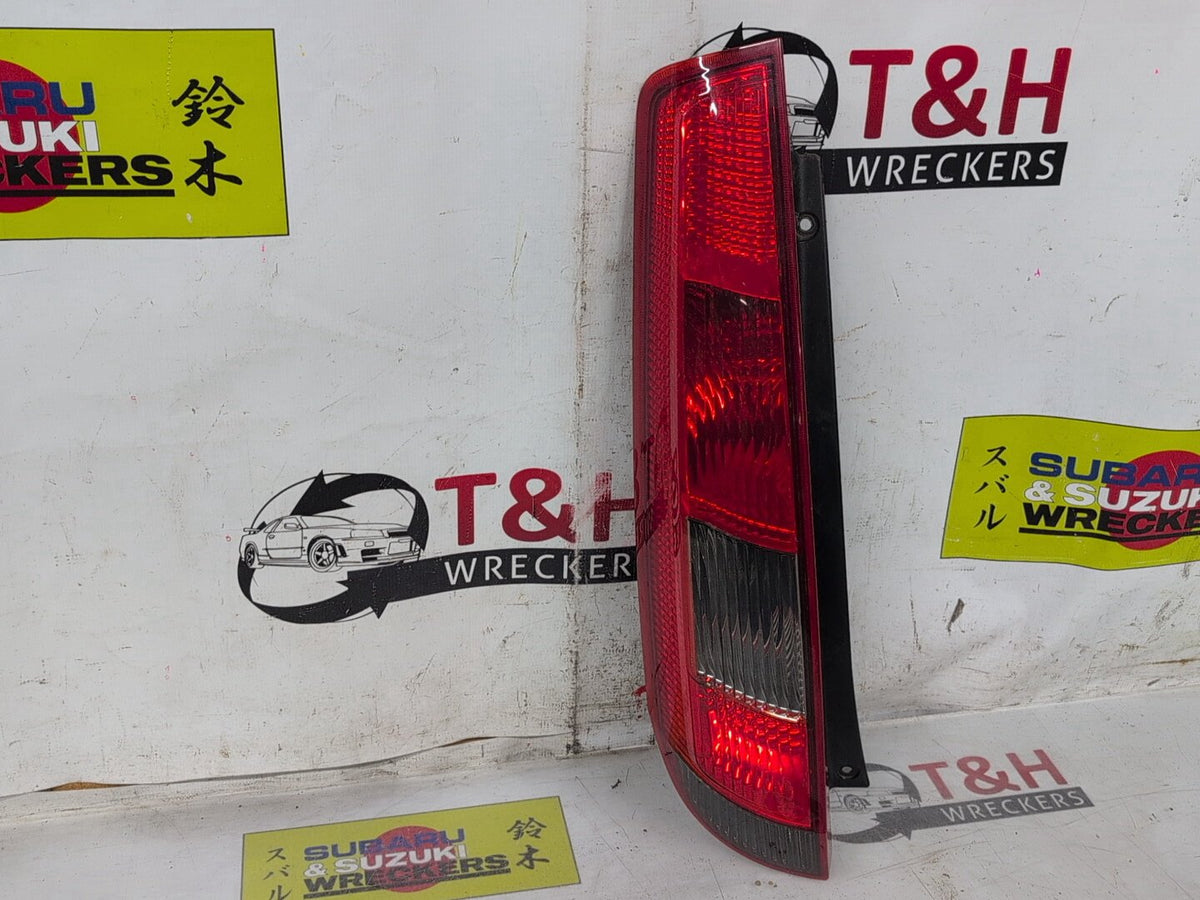 Mar 2004 to Sep 2005 - Ford Fiesta WP 3 Door - Left Taillight