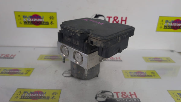 - ABS Pump/Modulator, 476603TD0A, 2013, Nissan, Altima, V L33