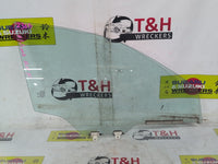 2013 - 2017 Nissan Altima L33 Right Front Door Glass