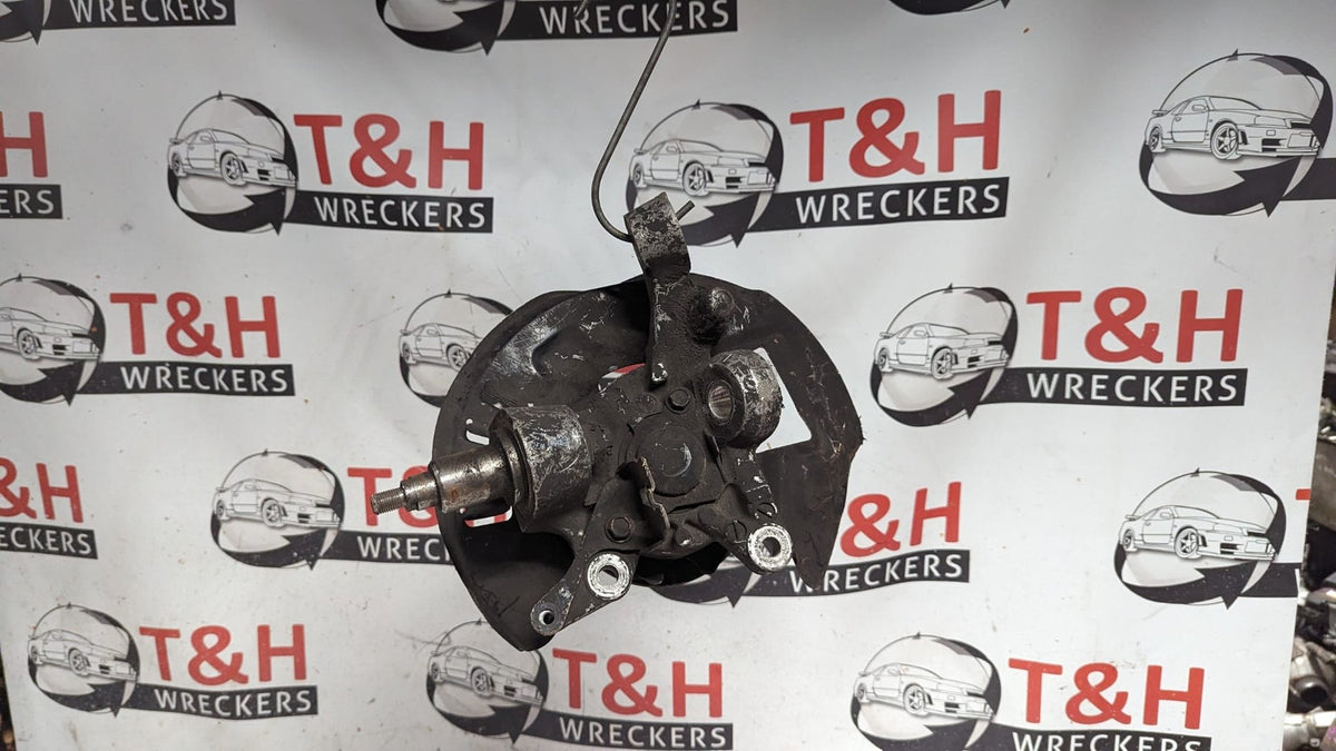 1989-1996 Nissan 300ZX Z32 - Right Front Hub Assembly