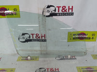 2006 - 2012 Mitsubishi Outlander Right Front Door Glass
