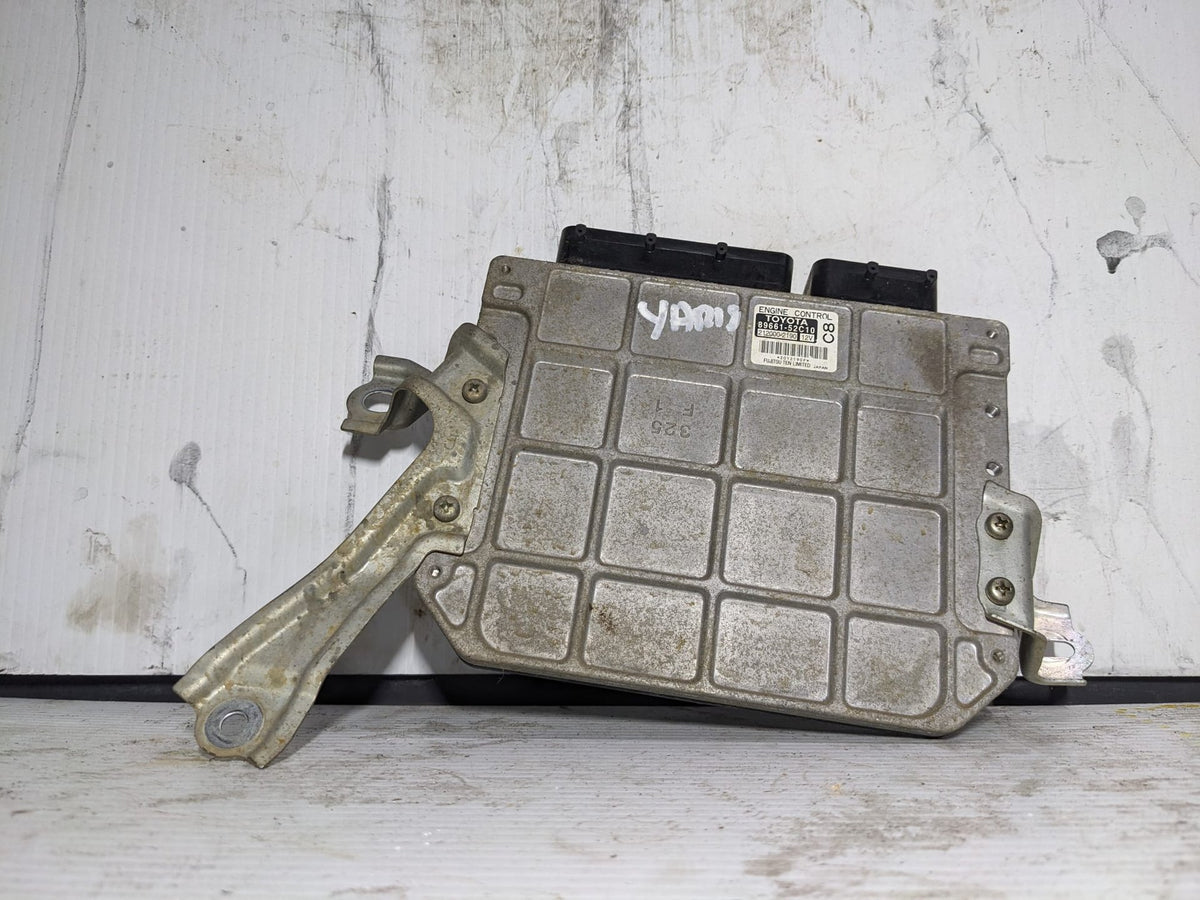2005-2006 Toyota Yaris ECU