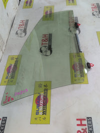 2011 - 2020 Toyota Prius C NHP10 Right Front Door Glass