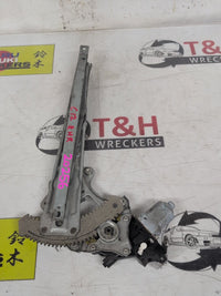 2013-2017 Nissan Pulsar - - Right Rear Window Regulator/Motor