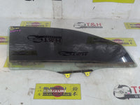 2002 - 2006 Mitsubishi Outlander Right Front Door Glass