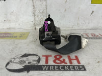 2013 - 2017 Nissan Pulsar B17 Centre Seat Belt