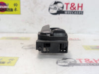 2000 - 2007 Subaru Impreza Right Front Door Interior Handle