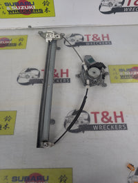 Nissan Navara D40 2007-2015 Right Front Power Window Regulator Motor
