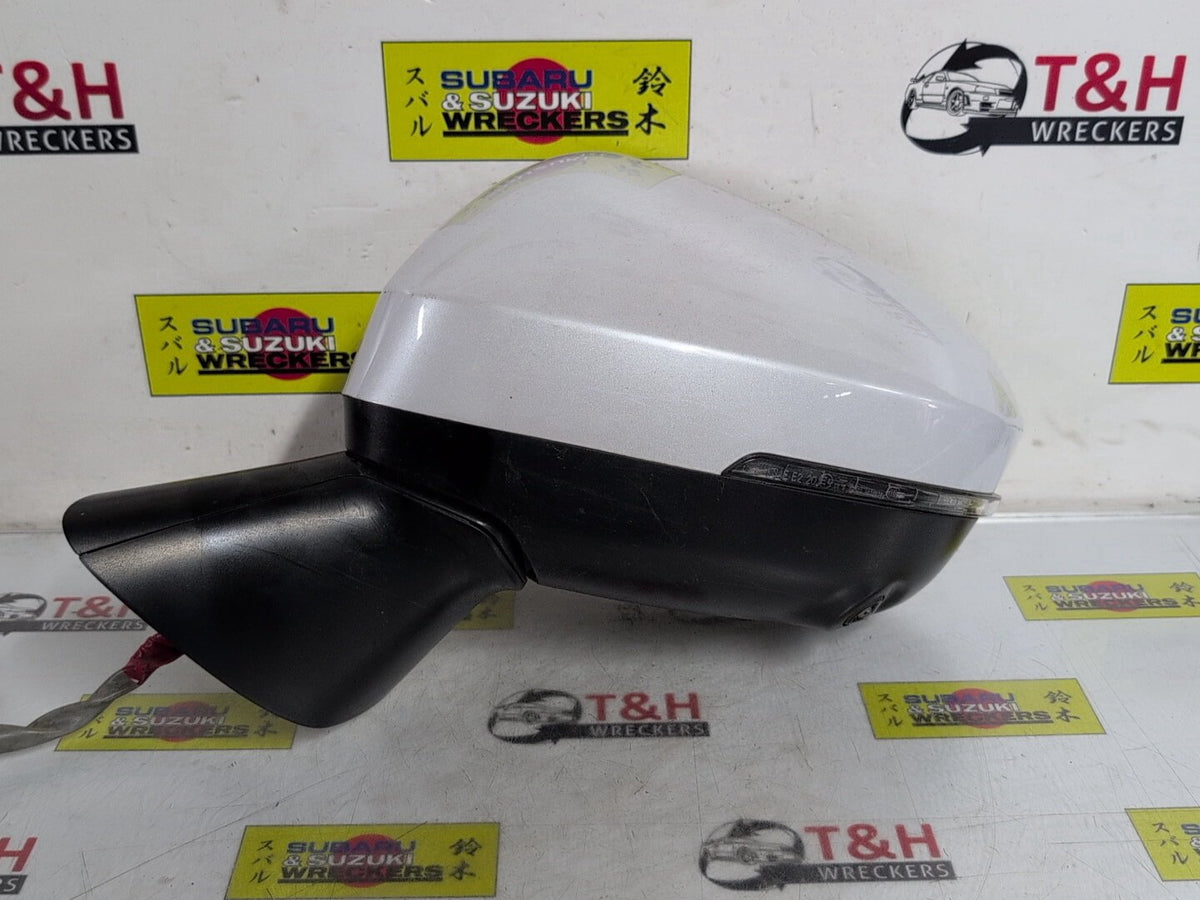 2021-Current Mitsubishi Outlander ZM Left Power Heated Door Mirror w/ Camera
