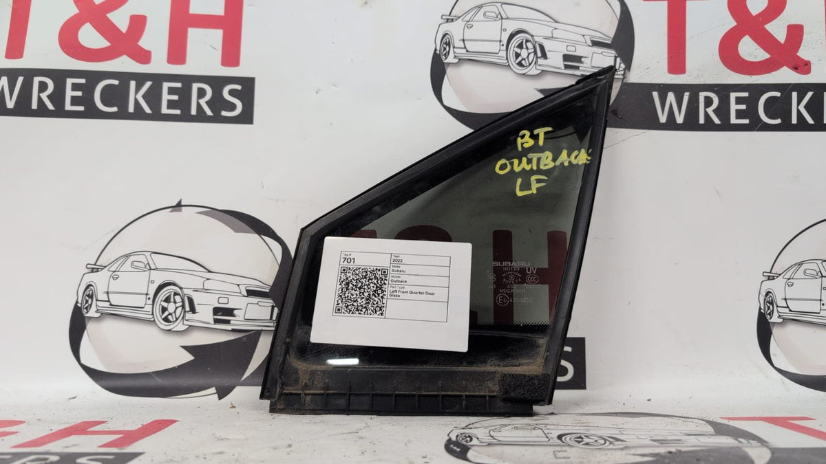 2022 Subaru Outback VI BT JF2BT9KL3NG032068 - Left Front Quarter Door Glass