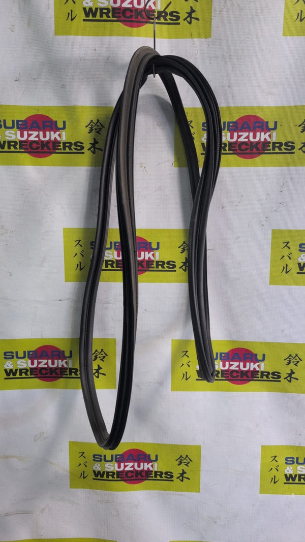 Renault Koleos May 2016 - Dec 2026 Tailgate Body Rubber Seal