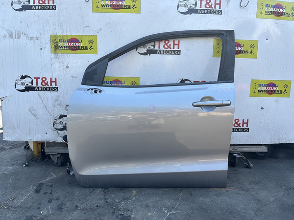 0Suzuki Baleno EW A1M414 - Left Front Door