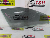 2003 - 2007 Honda Accord CM Right Front Door Glass