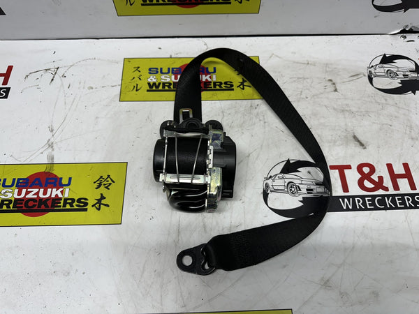 2014-2024 MINI Cooper F56 Hatchback FWD Left Front Seat Belt