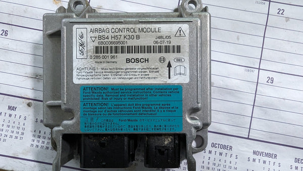 2003-2009 Mazda Mazda3 BK Sedan FWD Airbag Module