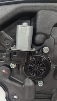 2018 Mazda Mazda3 III BM BN - - Right Front Window Regulator/Motor