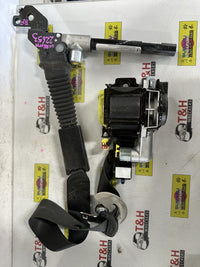 2016 2016 Kia Sorento UM C5W7J561F Right Front Seat Belt