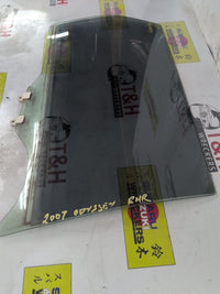 2004 - 2009 Honda Odyssey RB1 Right Rear Door Glass