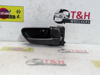 2000 - 2007 Subaru Impreza Right Front Door Interior Handle