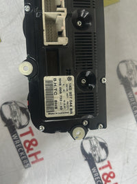 Feb 2006 to Jul 2011 - Volkswagen Jetta 1KM - Heater/AC Controls - Digital Climate Type